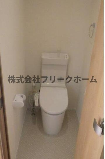 小金井市中町２丁目のアパートのトイレ