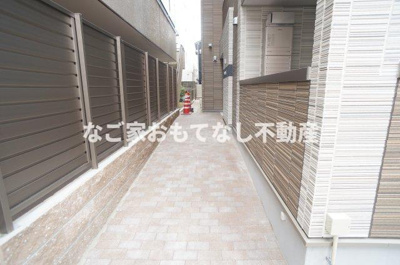 【エントランス】 | ウエストウイングⅡ