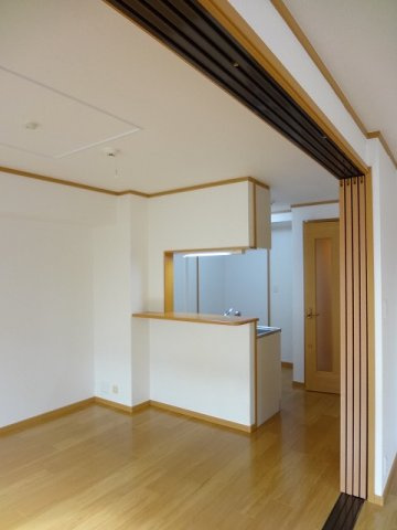 ヴィアラッテアの洗面所|明るい洗面所です