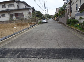 【前面道路含む現地写真】 | 川西市清和台東1丁目5の60　建築条件無土地