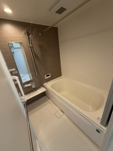 Ｄ-ｒｅｓｉｄｅｎｃｅ南茨木Ⅱの浴室
