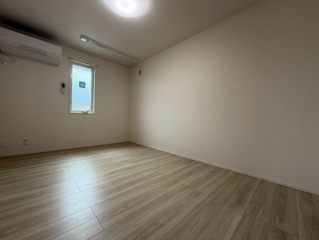 Ｄ-ｒｅｓｉｄｅｎｃｅ南茨木Ⅱの寝室