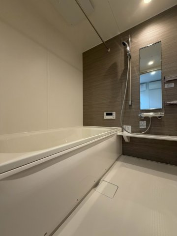 Ｄ-ｒｅｓｉｄｅｎｃｅ南茨木Ⅱの浴室