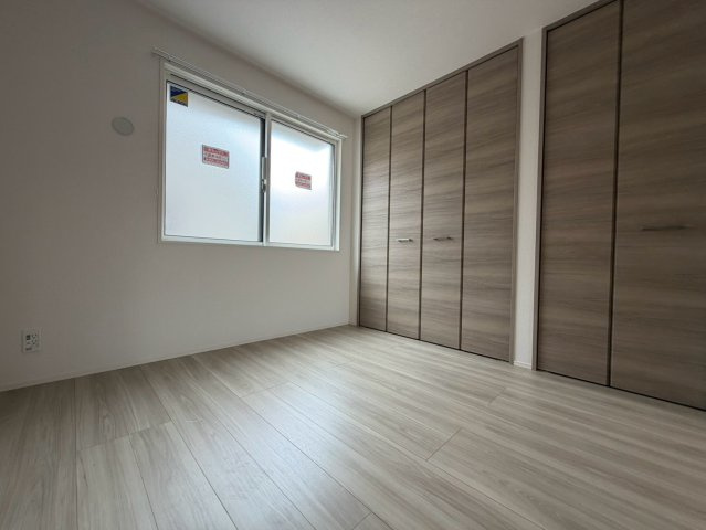 Ｄ-ｒｅｓｉｄｅｎｃｅ南茨木Ⅱの寝室