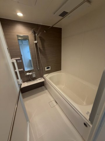 Ｄ-ｒｅｓｉｄｅｎｃｅ南茨木Ⅱの浴室