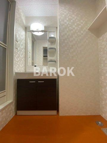 ORIENT №111の洗面所