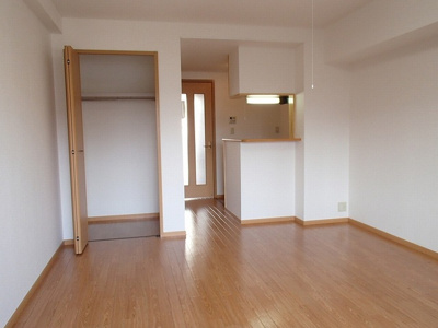 【寝室】 | タイムズアヴェニュー