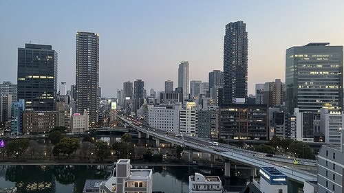 ジーニス大阪のその他|南側