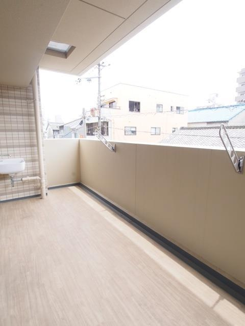 プレミスト都島パークフロントのバルコニー