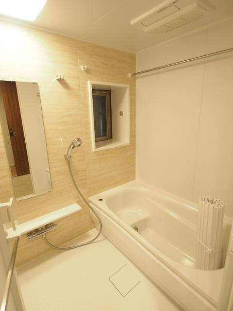 プレミスト都島パークフロントの浴室