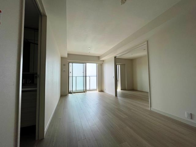 グランドメゾン新梅田タワー　ＴＨＥ　ＣＬＵＢ　ＲＥＳＩＤＥＮＣＥの居間・リビング
