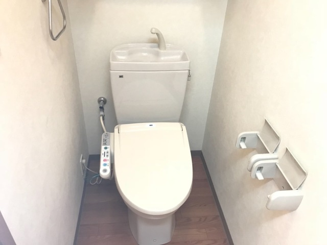 アウローラのトイレ