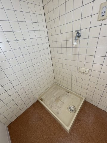 【設備】 | ヴェラコートタマガワ | 室内洗濯機置場