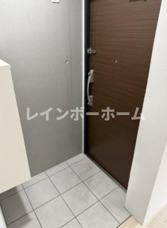 ウィンレックス浅草の玄関