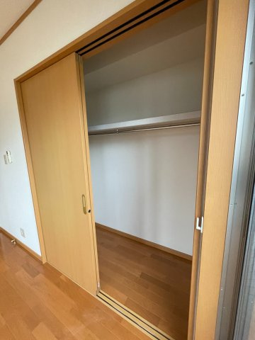 パインコートの収納|※別号室参考写真です