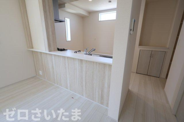 《仲介手数料無料》川越市今成２丁目14-8新築一戸建てブルーミングガーデンのキッチン