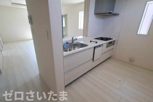 《仲介手数料無料》川越市今成２丁目14-8新築一戸建てブルーミングガーデンのキッチン