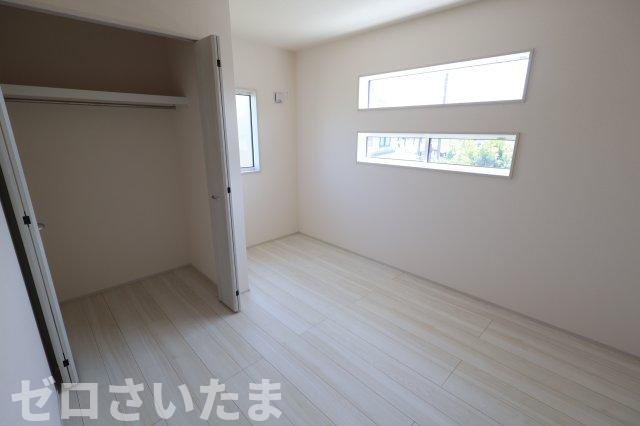 《仲介手数料無料》川越市今成２丁目14-8新築一戸建てブルーミングガーデンの洋室