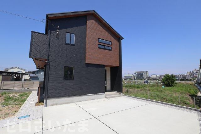 《仲介手数料無料》川越市今成２丁目14-8新築一戸建てブルーミングガーデンの外観