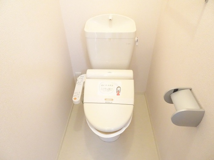 パークドプランタン　Bのトイレ|清潔感のあるトイレです
