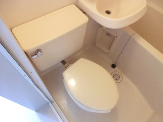 ミラヒルズのトイレ|★トイレ画像・３点ユニットバスタイプ★