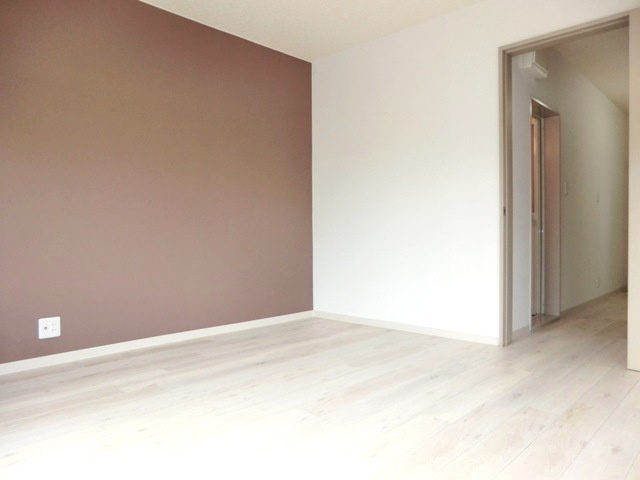 ミラヒルズの洋室|★洋室７．８帖の画像です★