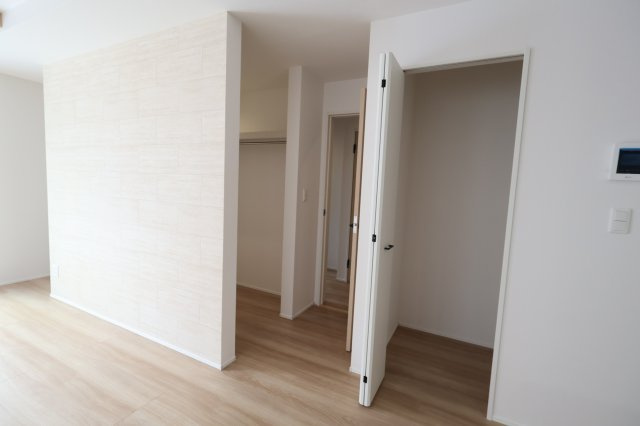 《仲介手数料無料》川越市今成２丁目1-3新築一戸建てグラファーレの収納