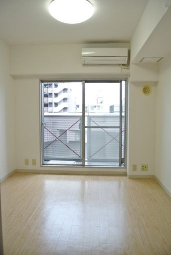 GRAZIA方南町【グラツィア方南町】の居間・リビング|おしゃれな居間です