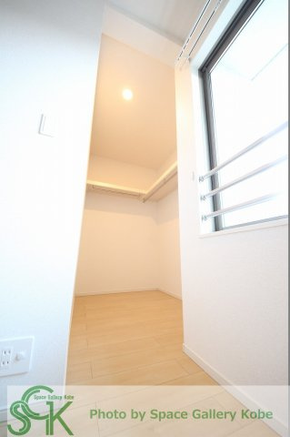 アメニティ　コートⅡの収納|※お部屋により仕様が異なる場合があります※
