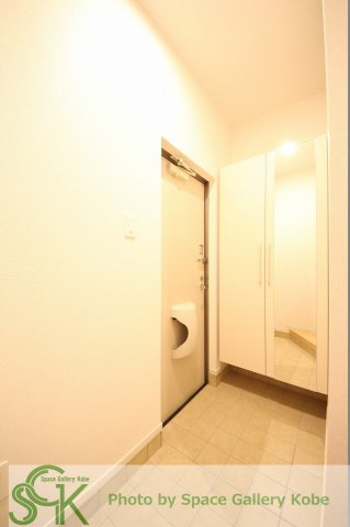 アメニティ　コートⅡの玄関|※お部屋により仕様が異なる場合があります※