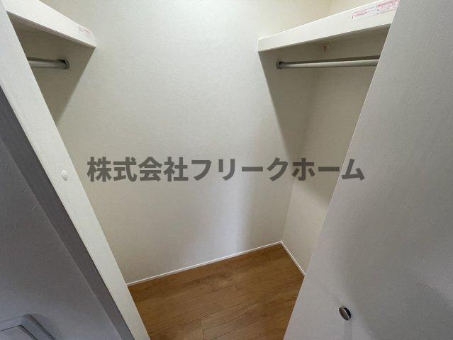 三鷹市井の頭３丁目のアパートの収納