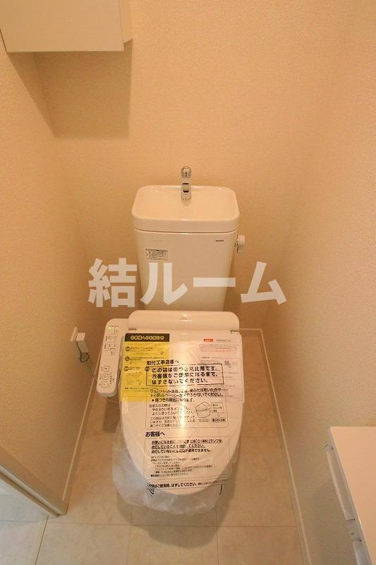 北区上十条４丁目の賃貸マンションのトイレ