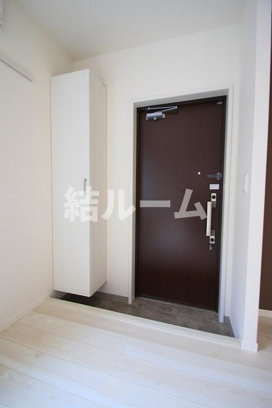 北区上十条４丁目の賃貸マンションの玄関