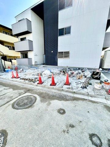 アルカンシェルコート豊津の駐車場