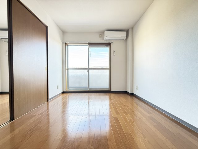 フィットハイムの洋室