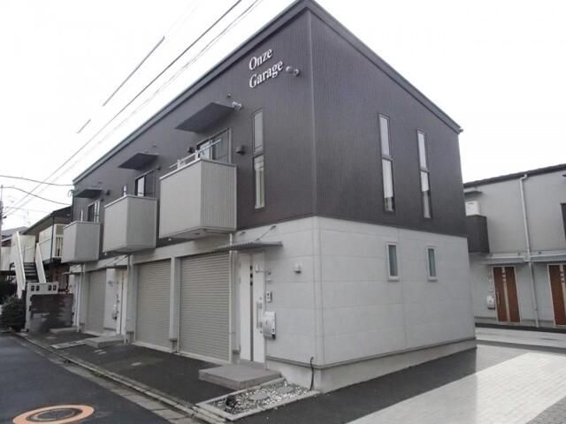 Ｏｎｚｅ　Ｇａｒａｇｅの外観