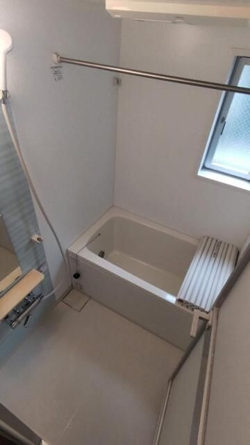 Ｏｎｚｅ　Ｇａｒａｇｅの浴室
