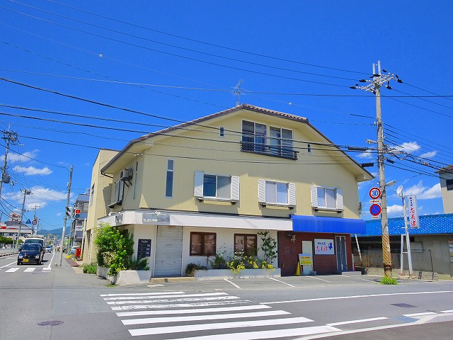 ヤマモト店舗の外観