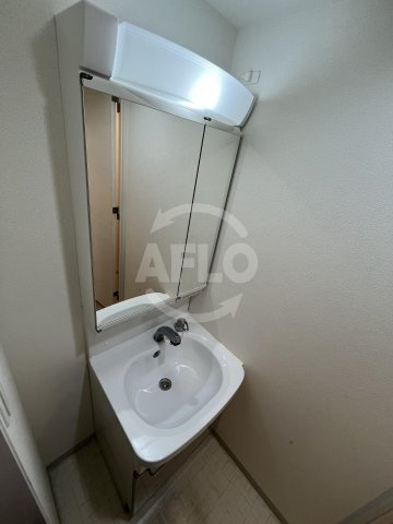 プレサンスOSAKA DOMECITY ワンダーの独立洗面台|プレサンスOSAKA DOMECITY ワンダー　独立洗面台