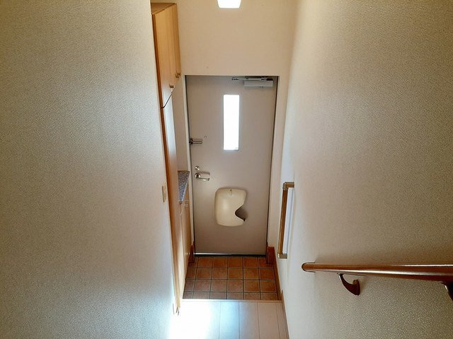 サウスウィング味美の玄関|落ち着いた玄関です