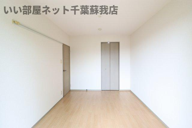 ランドウィン　六番館の寝室|落ち着いて過ごせるお部屋なので、寝室にいかがでしょうか