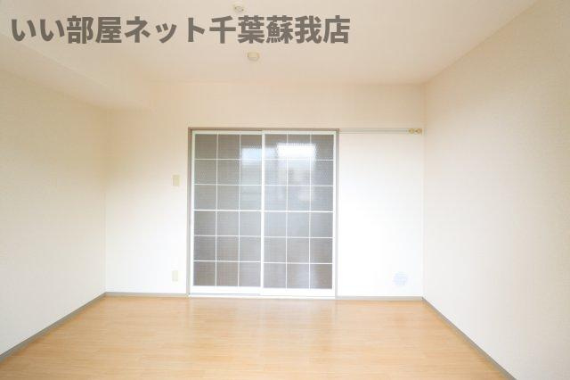 ランドウィン　六番館の洋室|落ち着いた色調の洋室です