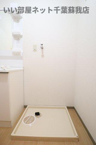 ランドウィン　六番館の洗面所|洗濯機置場