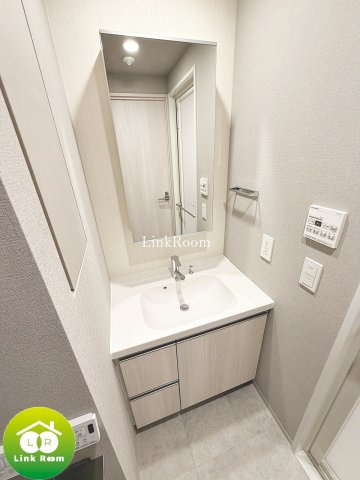 ウエリスアーバン住吉EASTの洗面所