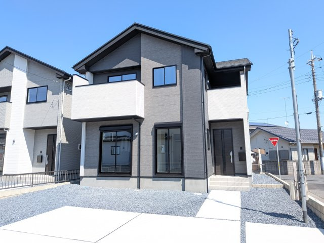 水戸市東台　1期　新築戸建　3号棟の前面道路含む現地写真|【月々6万円台〜】
写真だけでは伝わらない快適さを、ぜひ現地で体感しませんか？
即日見学可能です！平日のご案内も可能です♪
お気軽にお問合せください！
