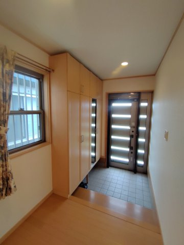 豊川市本野ケ原戸建のロビー