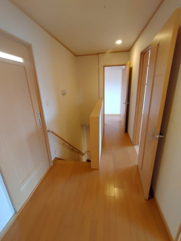 豊川市本野ケ原戸建の居間・リビング