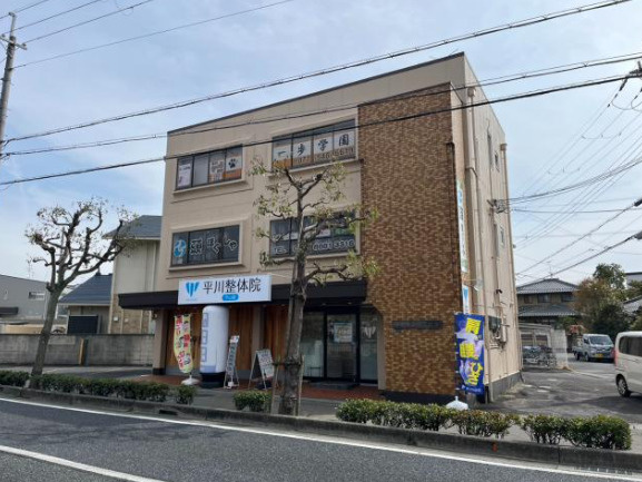 守山市吉身６丁目の店舗一部