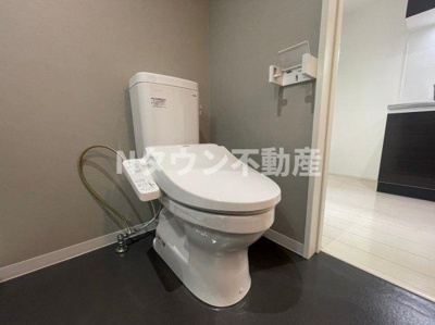 【トイレ】 | アーバンコート | 落ち着いた色調のトイレです