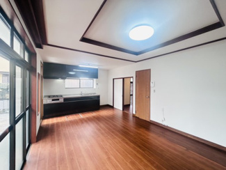 【居間・リビング】 | 千葉市稲毛区小中台町　中古戸建　稲毛駅